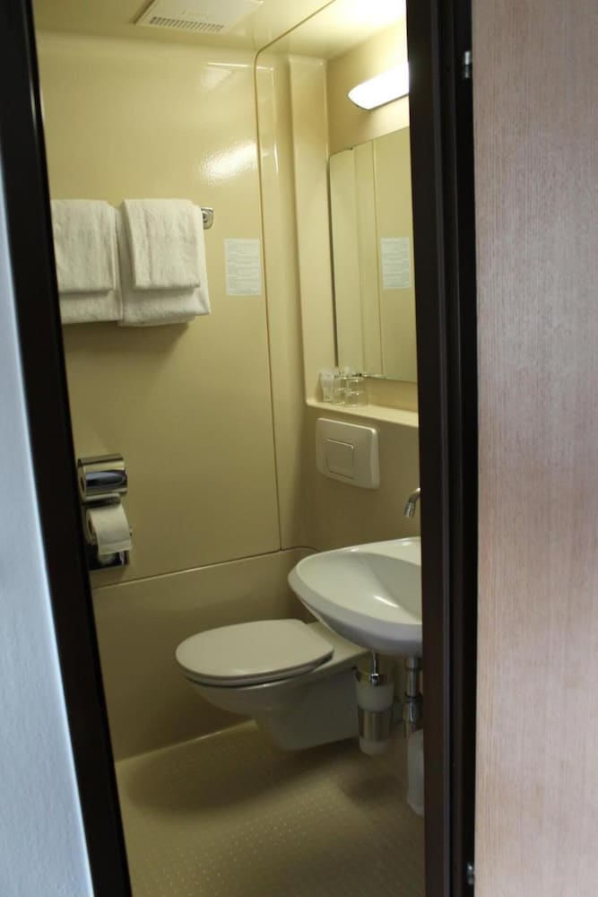 Фото Hotel Goldene Krone