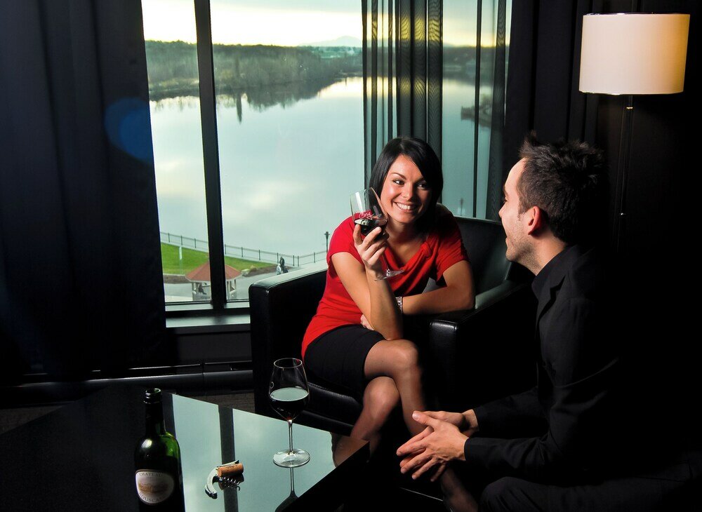 Фото Grand Times Hotel Sherbrooke