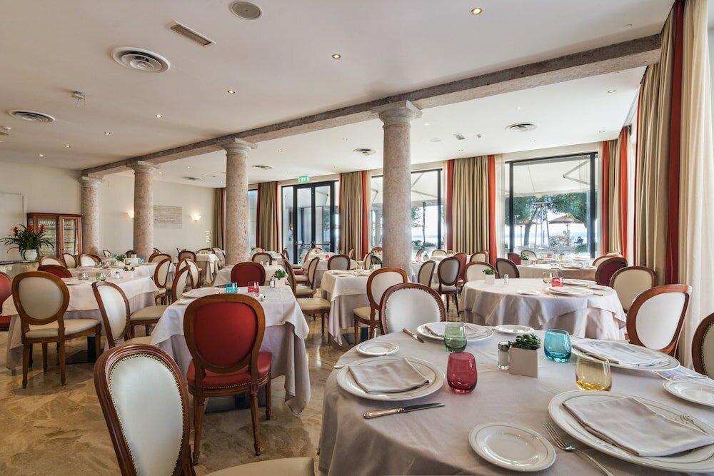 Фото Hotel Sirmione e Promessi Sposi