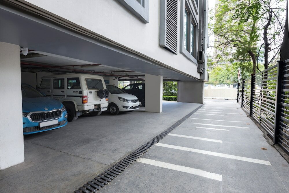 Фото The Orion Plaza