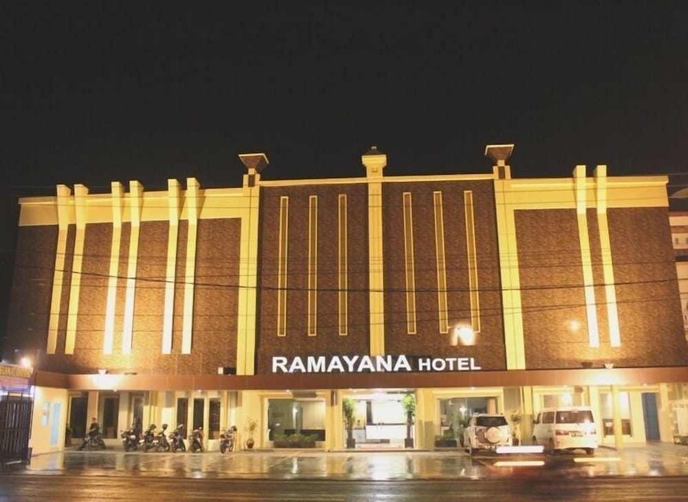 Фото Ramayana Hotel