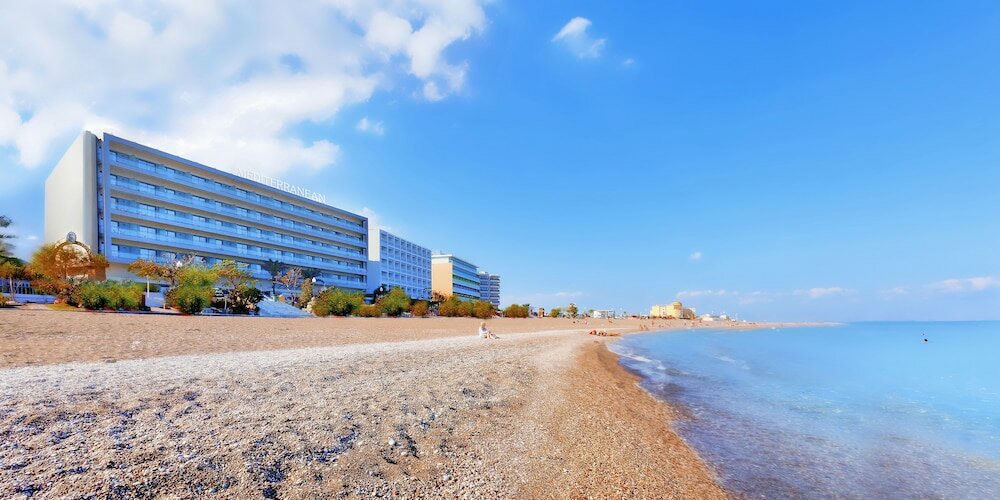 Фото Mediterranean Hotel