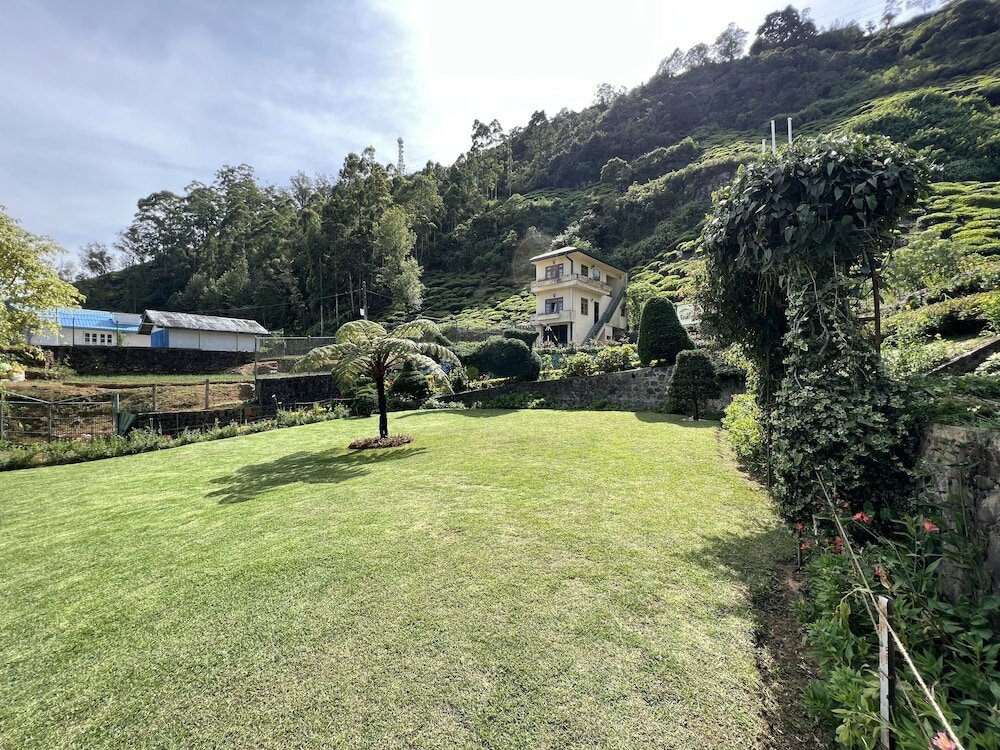 Фото Tea Bush Hotel - Nuwara Eliya