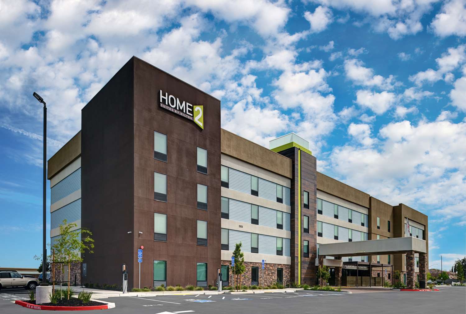 Фото Home2 Suites by Hilton Tracy