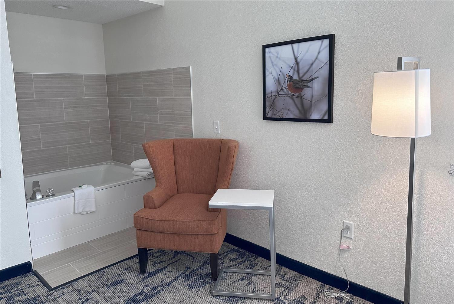 Фото La Quinta Inn & Suites by Wyndham Milwaukee Sw New Berlin