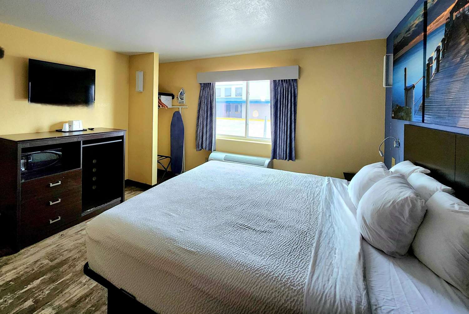 Фото Days Inn by Wyndham New Orleans Pontchartrain