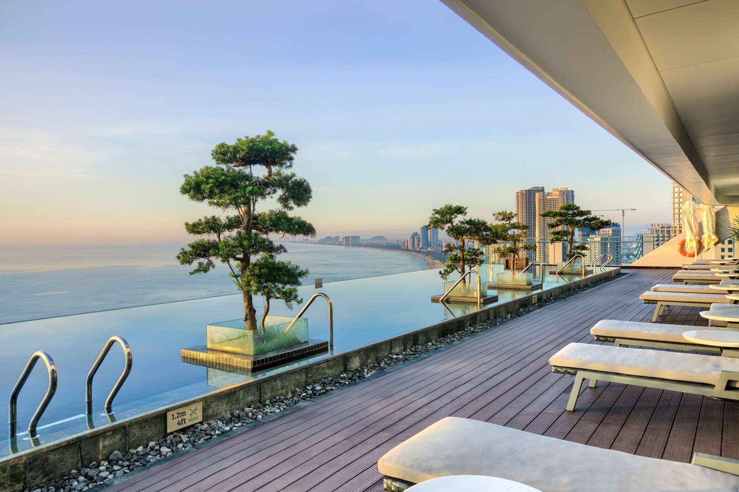 Фото Hilton Garden Inn Da Nang