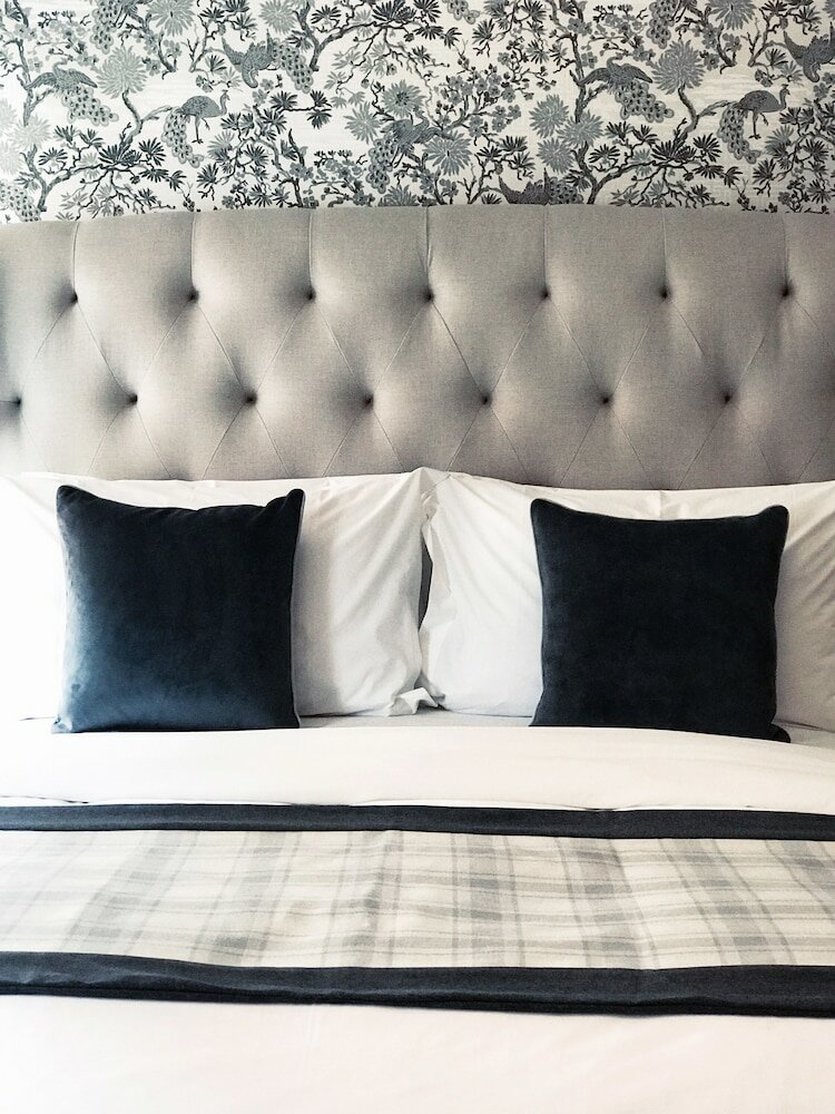 Фото The Grafton Arms Pub & Rooms