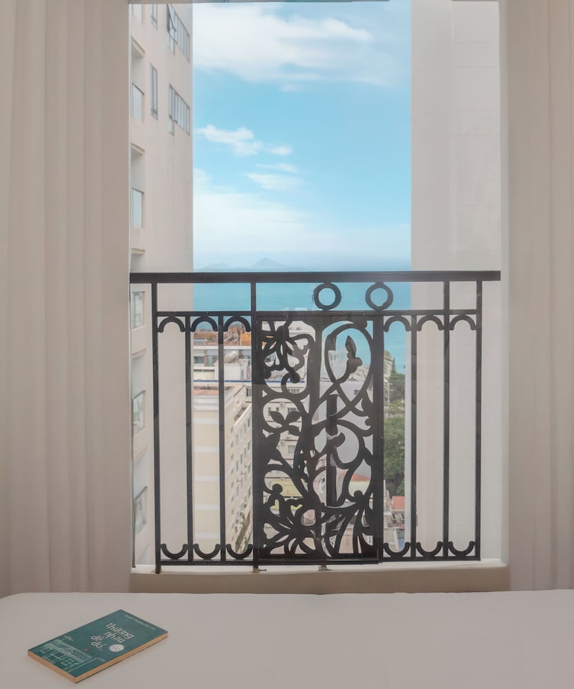 Фото Bonjour Nha Trang Hotel