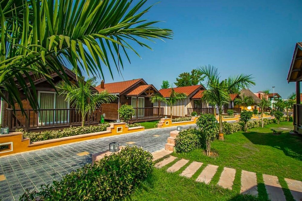 Фото отеля 1