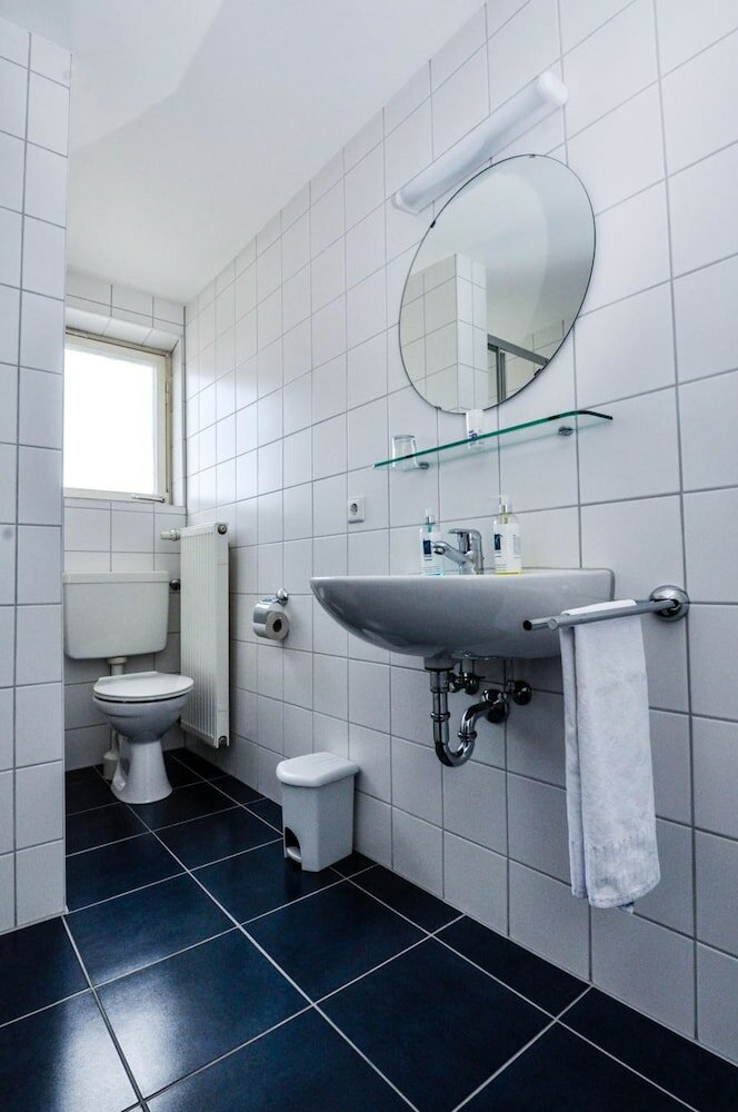 Фото Hotel Garni Metzingen