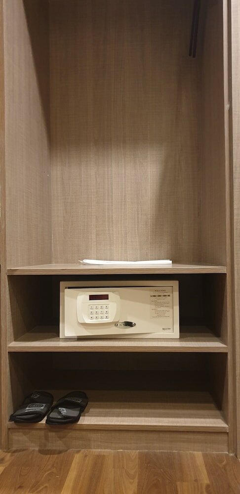 Фото Rivoli Hotel Jakarta