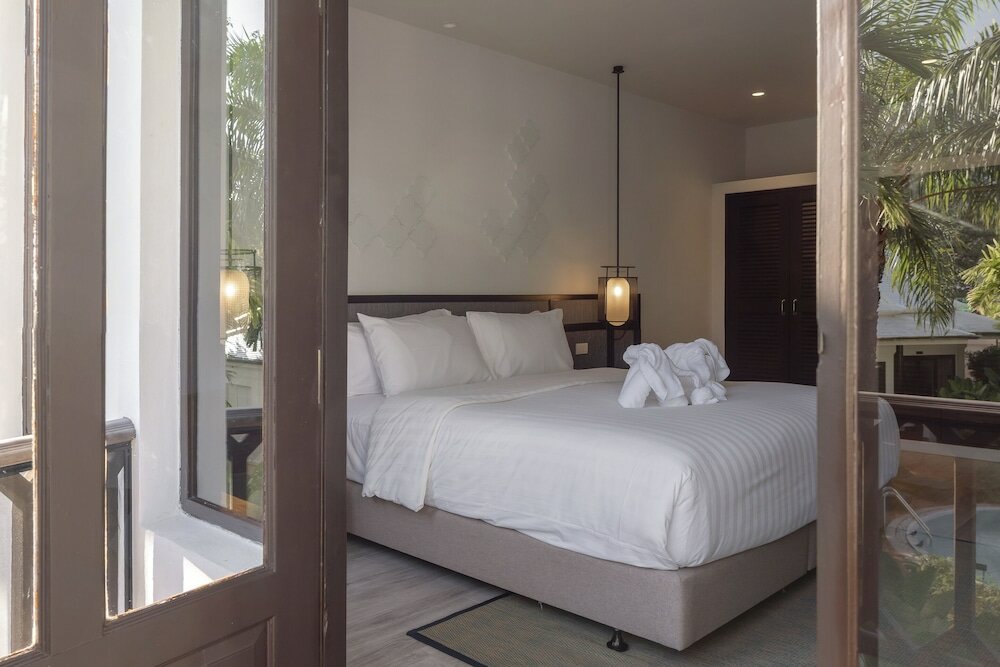 Фото The Pe La Resort, Phuket