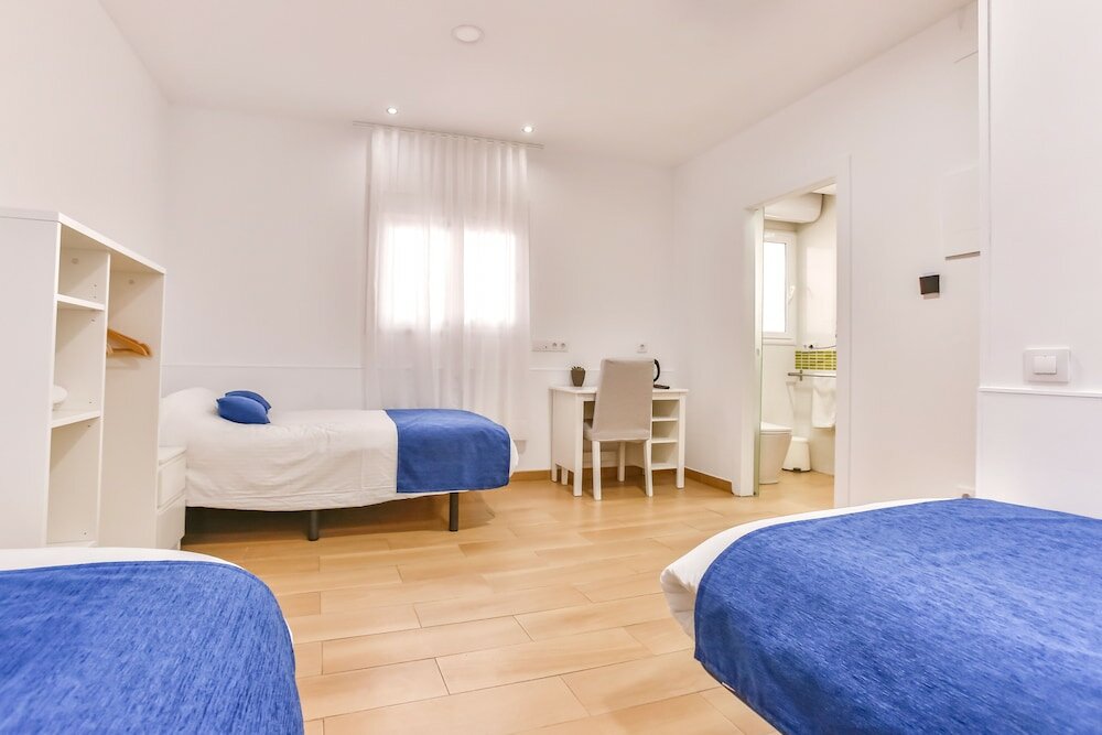 Фото Laramond Barcelona Rooms