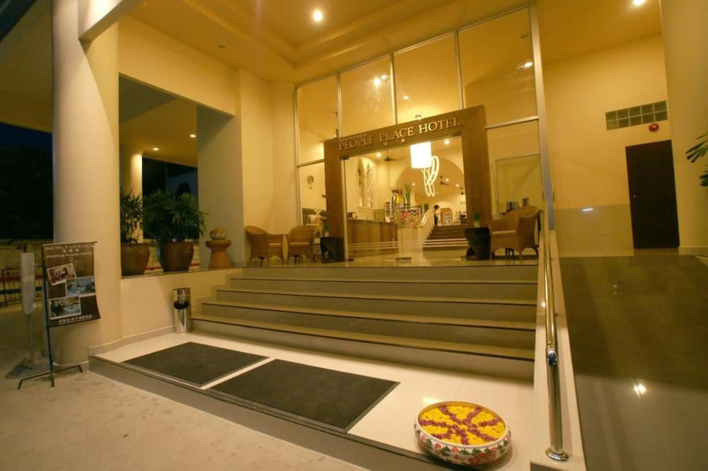 Фото People Place Boutique In Town Hotel