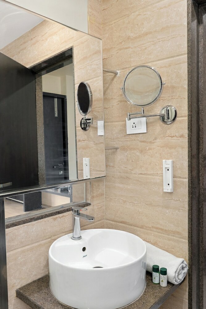 Фото The Fern Residency Parbhani