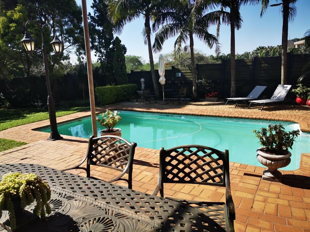 Фото Hillton Manor Guest House