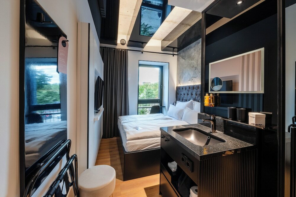 Фото Hotel am Beatles-Platz