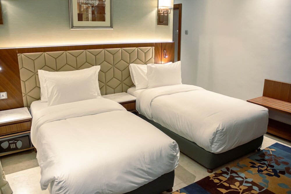 Фото The Seven Hotel