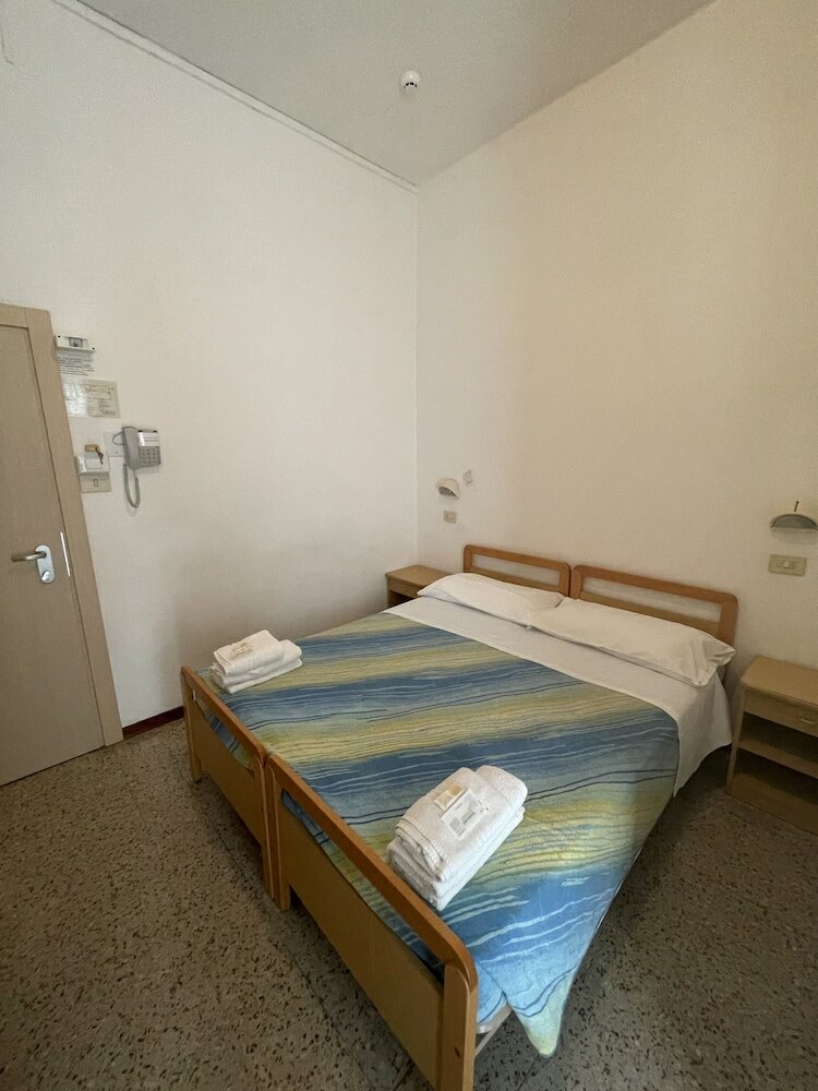 Фото Hotel Moroni