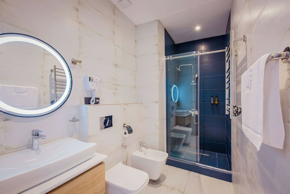 Фото Gino Seaside Tbilisi, trademark Collection by Wyndham