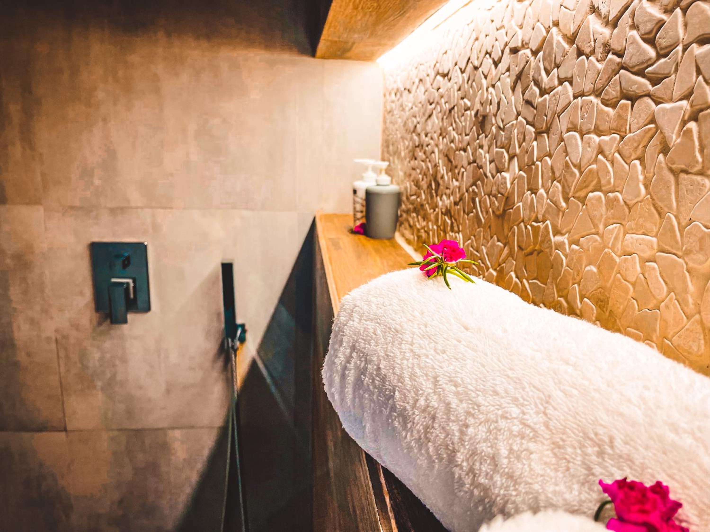 Фото Zanzibella Hotel & SPA