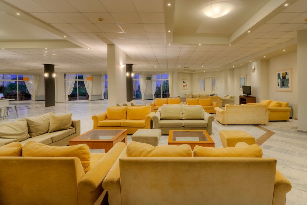 Фото Aeolian Village Beach Resort