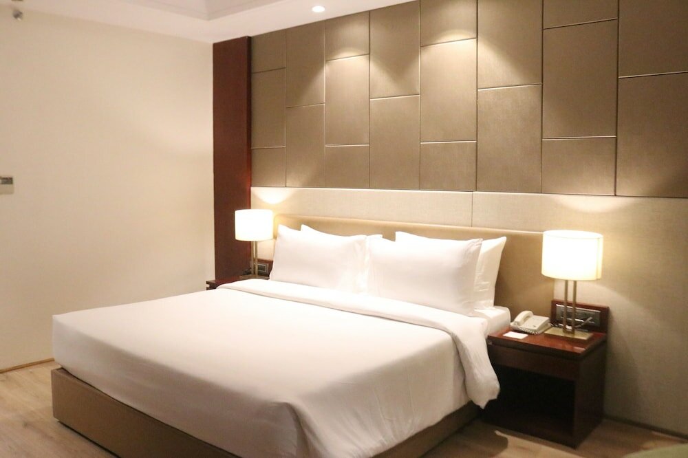 Фото Lemon Tree Premier Dwarka