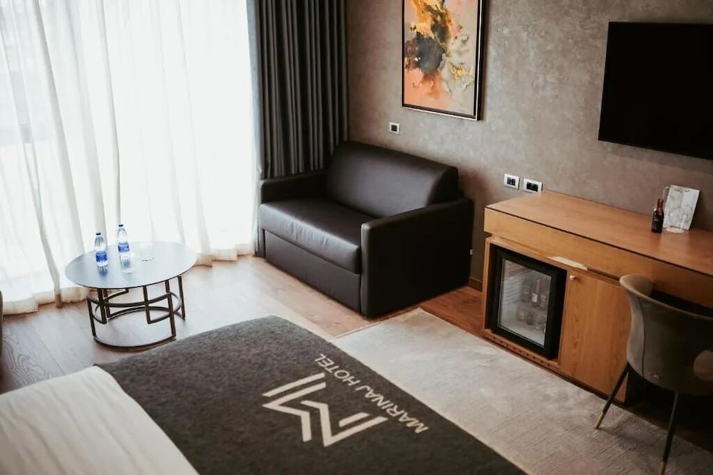 Фото Отель Marinaj