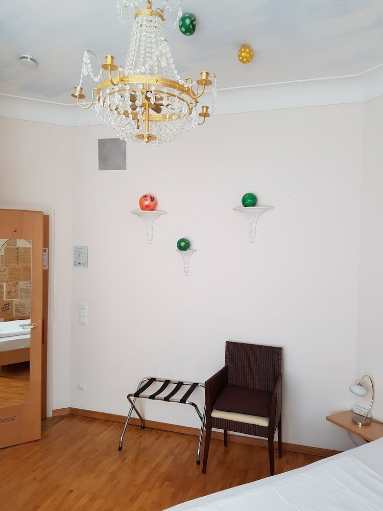 Фото Hotel Robert Mayer