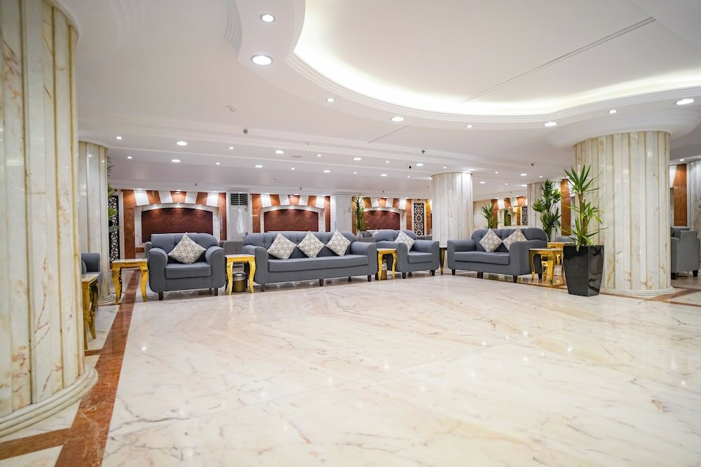 Фото Osturat Emaar