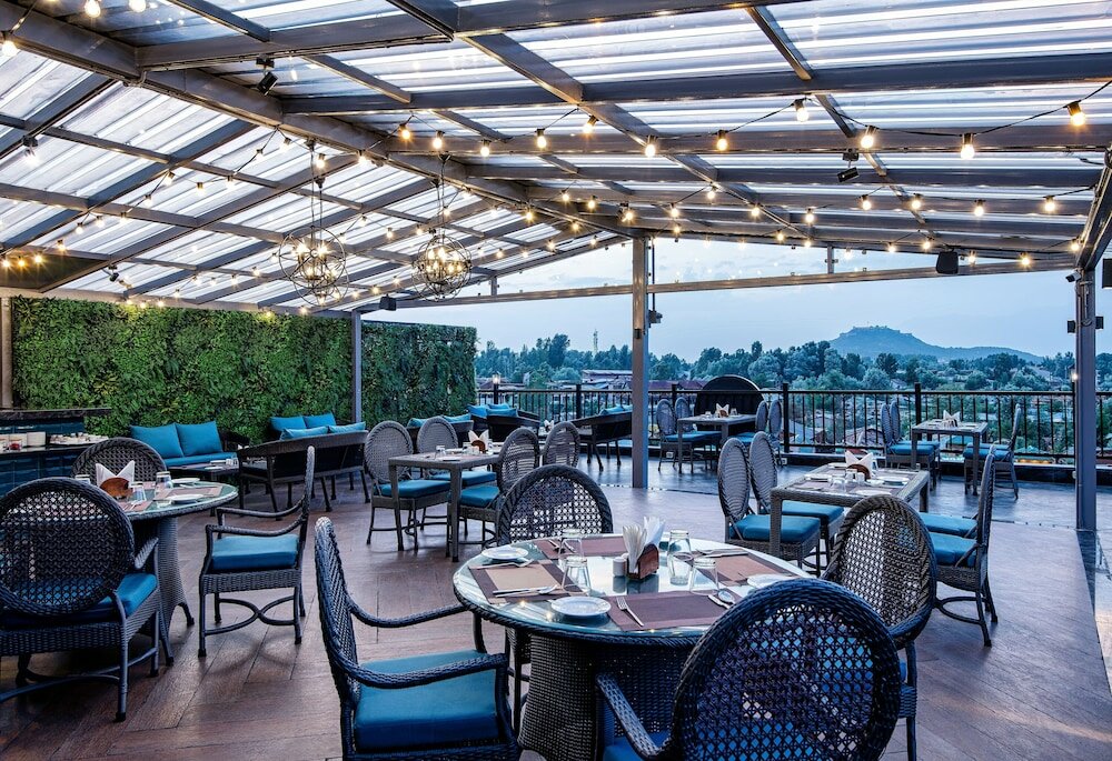 Фото The Vintage Srinagar at Dal Lake