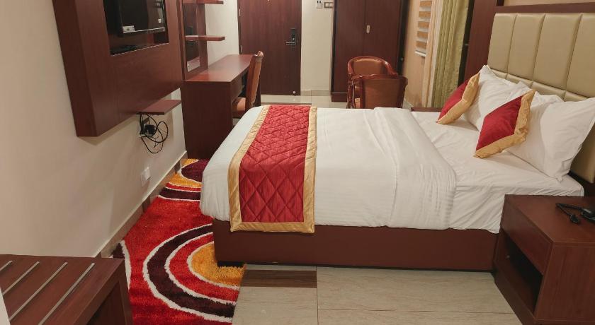 Фото Hotel Newline Orchid