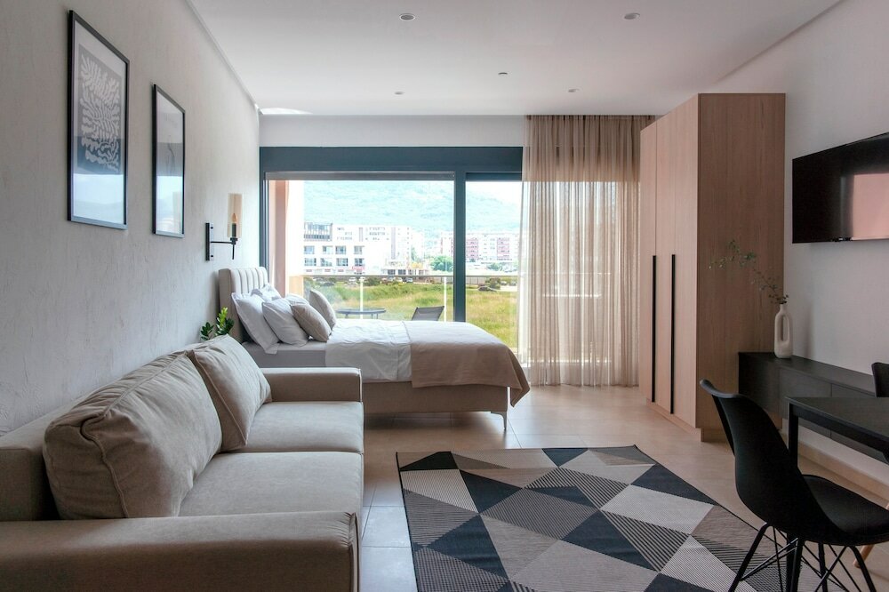 Фото Soho Suites