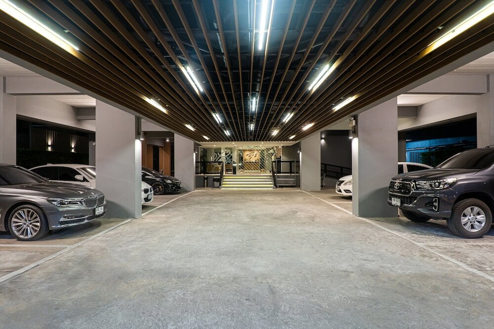 Фото Ploen Place Residence