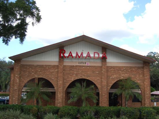 Фото Ramada by Wyndham Temple Terrace/Tampa North