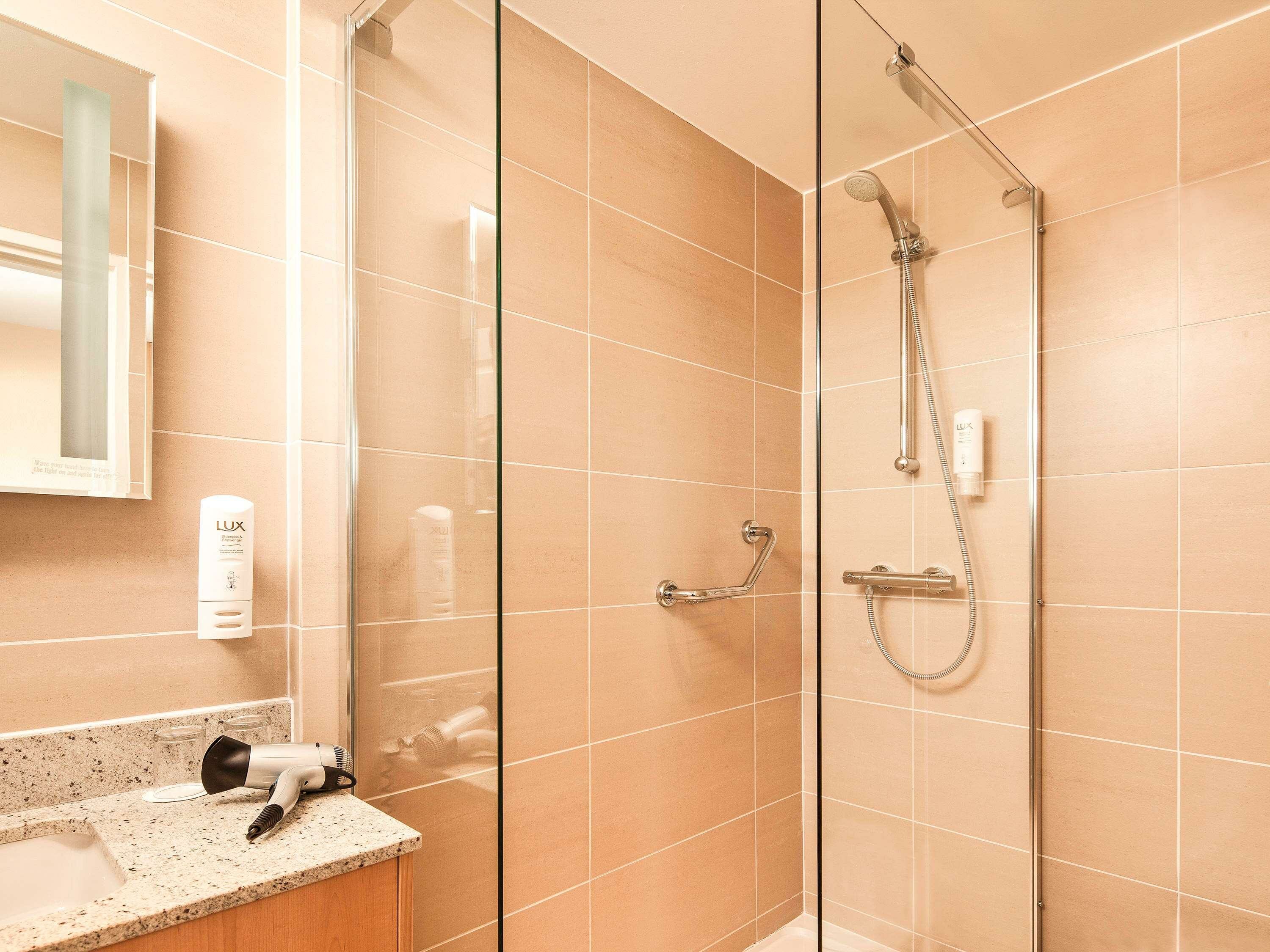 Фото Ibis Stevenage Centre