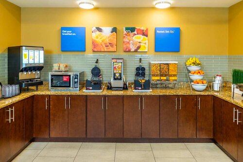 Гостиница Comfort Inn & Suites в Террасе