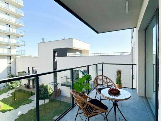 Apartments Lumina stylish 3-room apart with balcony, Lodz, photo