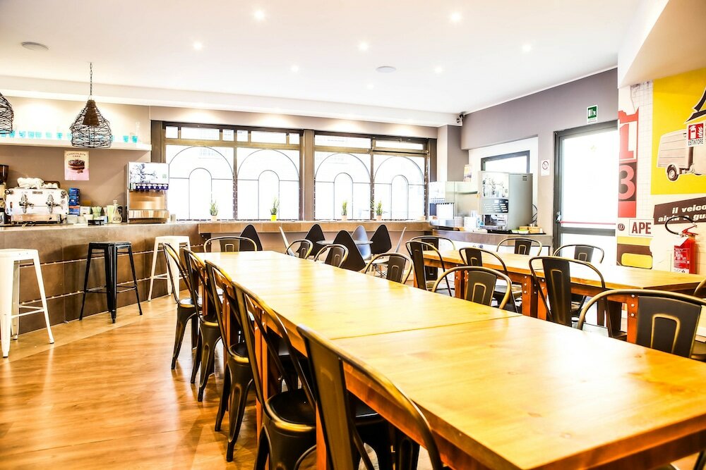 Фото Hostel Trastevere by Hostal Trustever