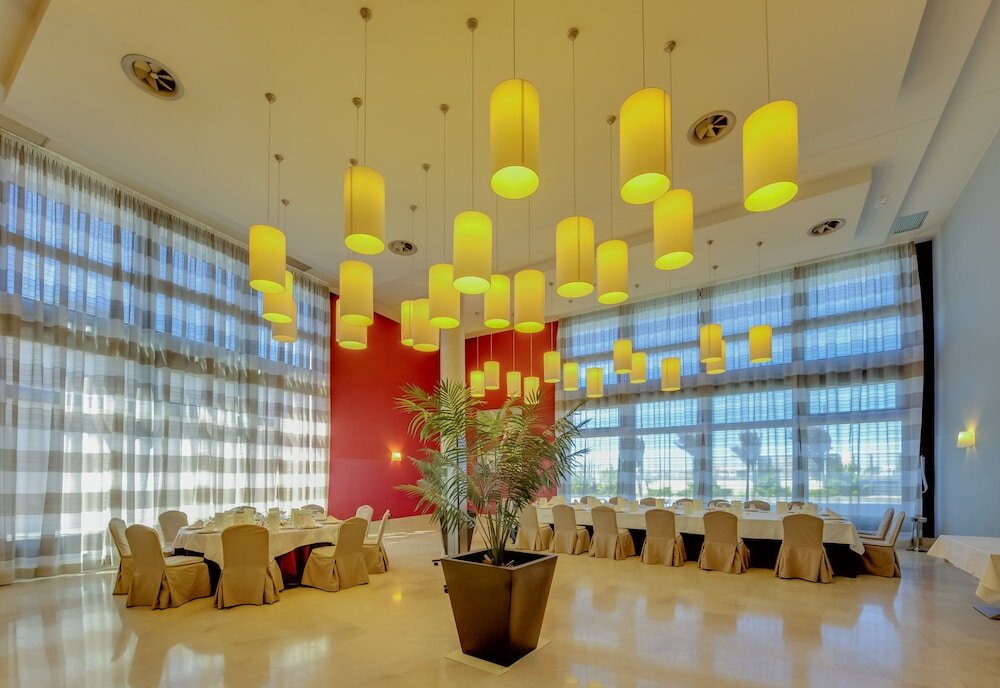 Фото Hotel Porcel Avant