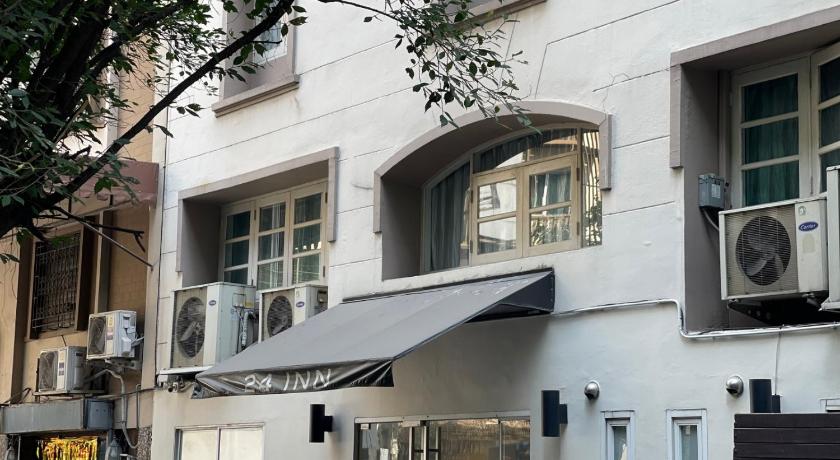 Фото 24 Inn Hotel