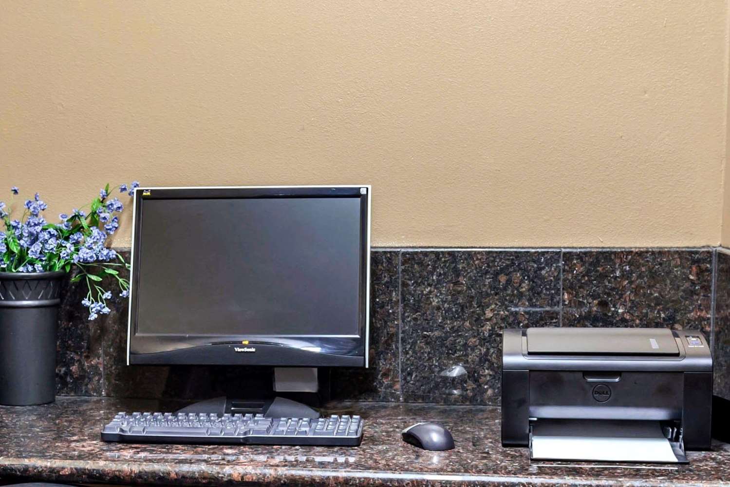 Фото Quality Inn Near Seattle Premium Outlets