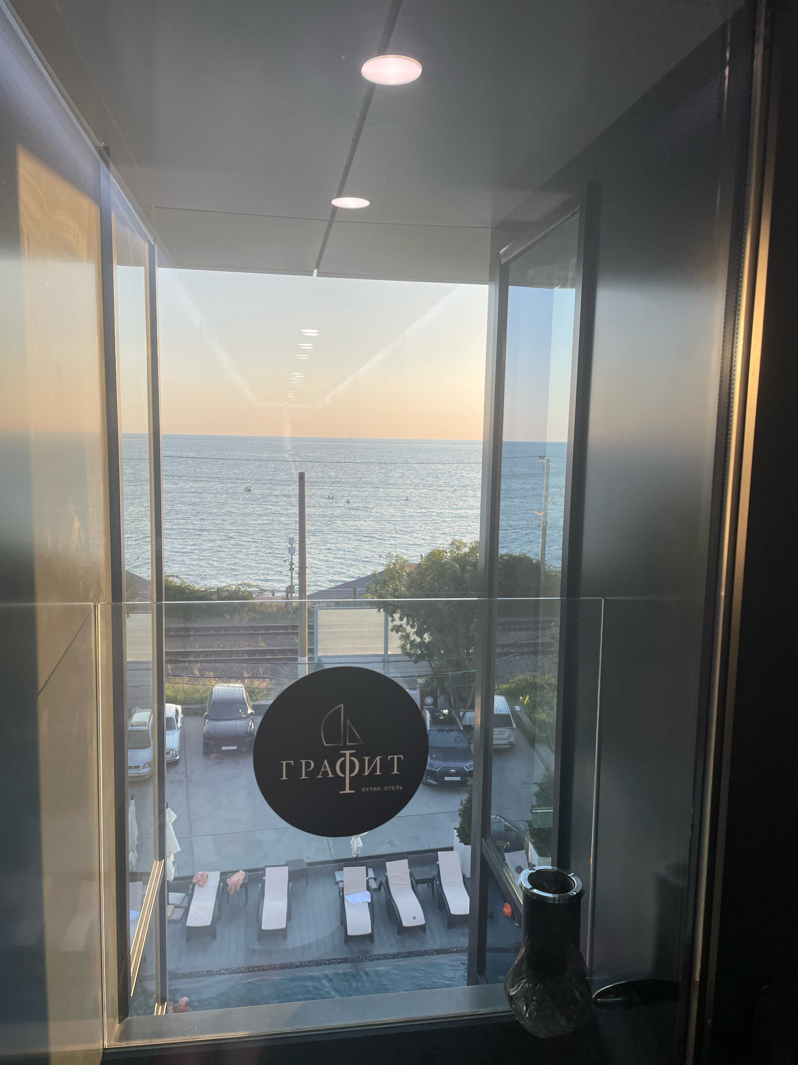 Фото Вертикаль, Графит