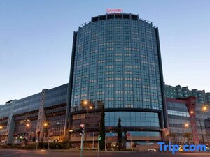 Гостиница Ramada by Wyndham Lisbon