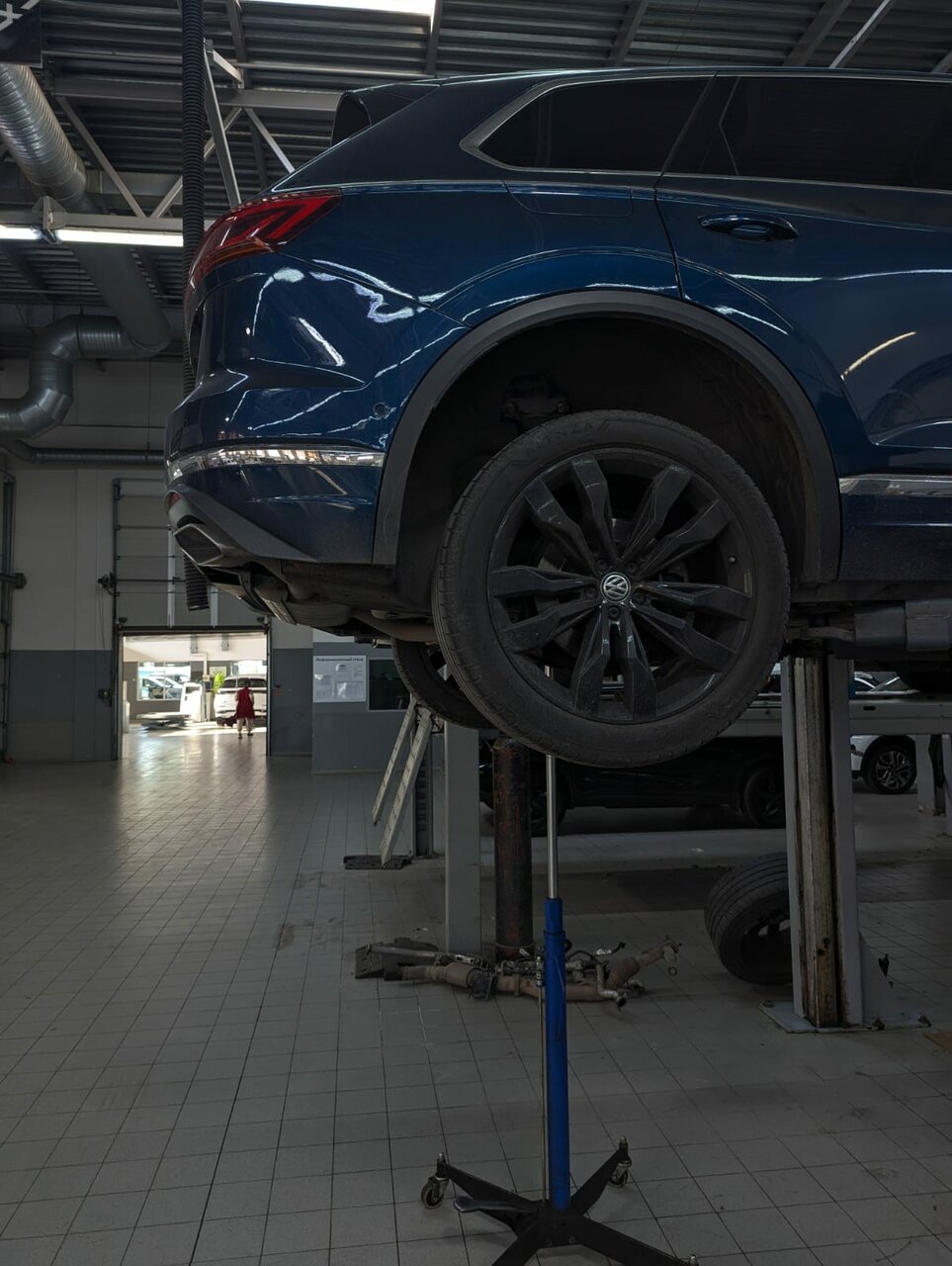 photo Volkswagen ААА моторс - Запад