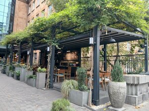 Tap Station (Yerevan, Amiryan Street, 9), cafe