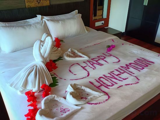 Фото Borneo Beach Villa & Suite