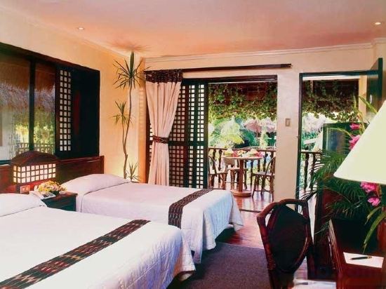 Фото Bluewater Maribago Beach Resort