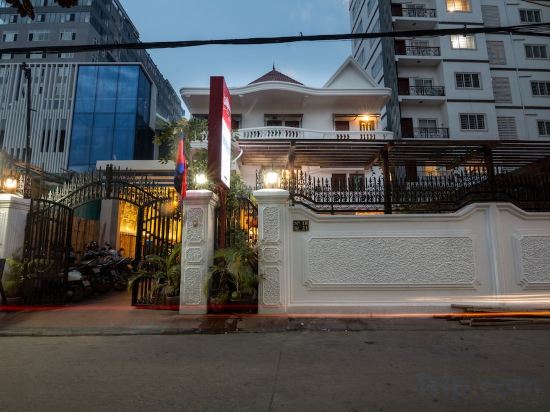 Фото Poolside Villa - Hostel